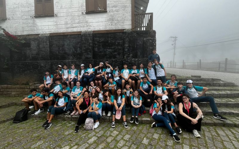 Estudo de meio em Paranapiacaba amplia vivências interdisciplinares do 8º ano